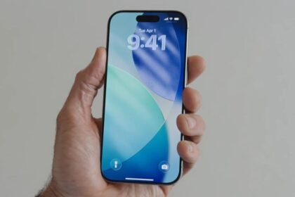 iPhone 17 to Feature Slightly Larger Display Than iPhone 16, Tipster Claims