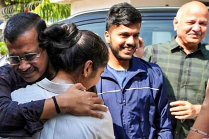 Former Delhi Chief Minister Arvind Kejriwal and former Deputy CM Manish Sisodia (Image credit: PTI)