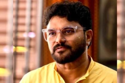 England vs New Zealand live score: Follow ball-by-ball commentary, latest scorecard and all match action from the all-important Super Eights clash in Colombo. (AP)