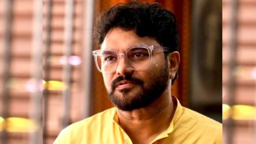 England vs New Zealand live score: Follow ball-by-ball commentary, latest scorecard and all match action from the all-important Super Eights clash in Colombo. (AP)