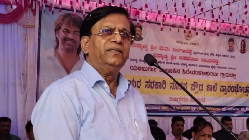 Zimbabwe vs West Indies Live Cricket Score, T20 World Cup 2026: Stay updated with ZIM vs WI Ball by Ball Match Updates and Live Scorecard from Mumbai. (Picture Credit: AFP)