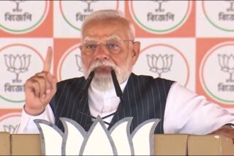 IPL 2026, Kolkata Knight Riders vs Rajasthan Royals LIVE: Ajinkya Rahane (left) and Riyan Parag (AP Photo)