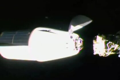 SpaceX Dragon Capsule Reaches ISS Carrying 6,500 Pounds of Supplies