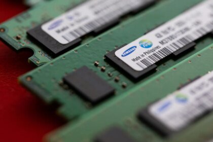 Samsung Hits $1 Trillion Valuation, Joining TSMC in Elite Club