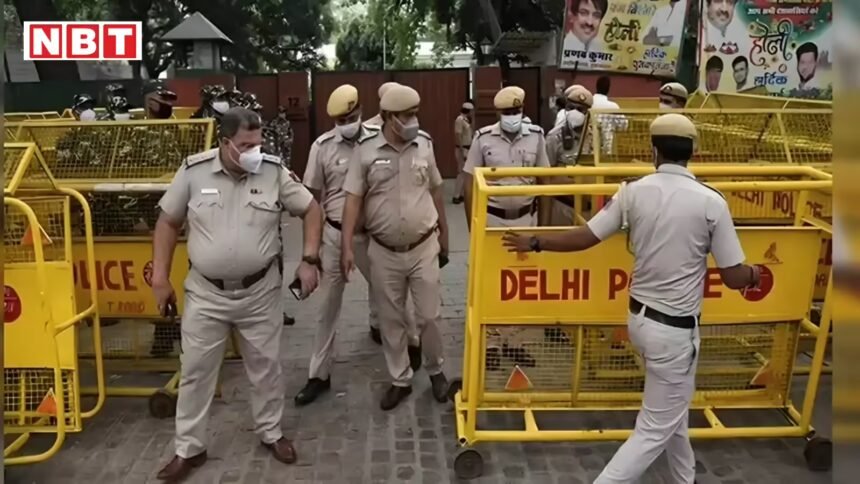 Delhi news