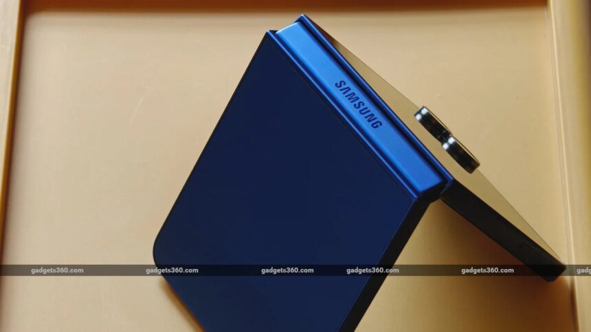 Samsung Galaxy Z Flip 8 Tipped to Launch With Exynos 2600 and Snapdragon 8 Elite Gen 5 Variants