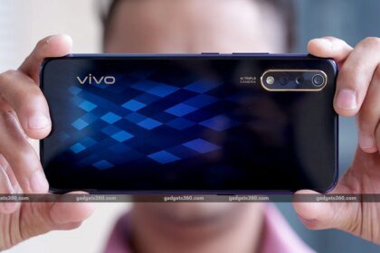 Vivo S2 Dummy Units Reportedly Leak Ahead of India Launch; Design, Key Specifications Revealed
