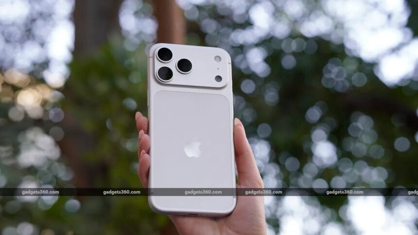 iPhone 18 Pro Max Component Cost Could Jump Nearly $300 Over iPhone 17 Pro Max: Report
