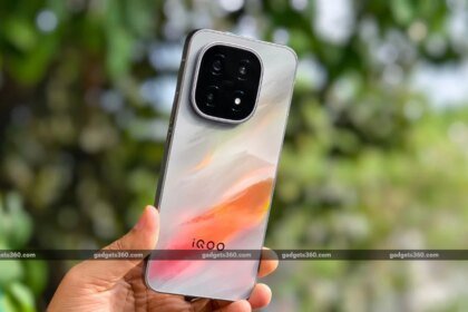 iQOO 16 Tipped to Get Flagship Dual Speakers, Dedicated Graphics Chip, and 8,500mAh Battery