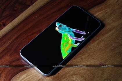 AMOLED vs OLED vs LCD Phone Displays Explained: Which Display Is Right for You?