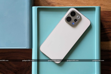 Best Camera Phones Under Rs 75,000 in India: Reno 16, Samsung Galaxy S25, Motorola Edge 70 Max, and More