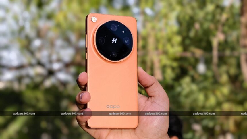 Best Smartphones With 200-Megapixel Cameras to Buy in India in 2026: Oppo Find X9 Ultra, Galaxy S26 Ultra, More