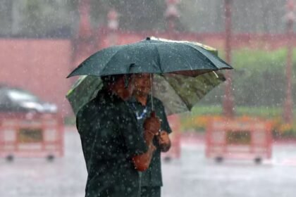 Delhi me aaj mausam kaisa rahega