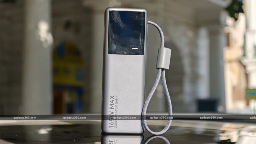 Xiaomi Power Bank 20000 165W Review: One Brick to Charge It All